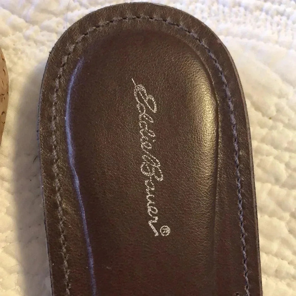 Eddie Bauer lovely leather thong sandals - Picture 5 of 5